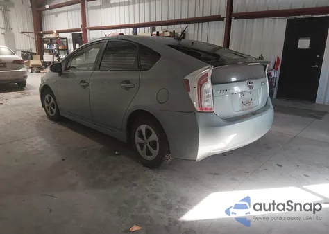 2013 Toyota Prius Three z USA, uszkodzony, nr VIN JTDKN3DU7D5642278